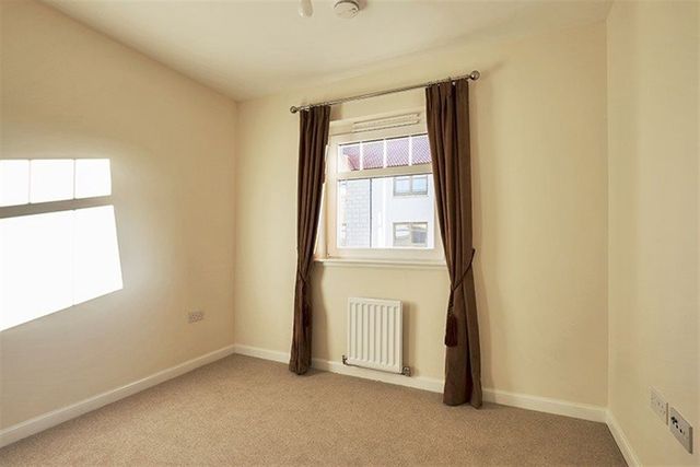  Image of 2 bedroom Detached house to rent in Langhouse Green Crail Anstruther KY10 at Crail Fife Fife, KY10 3UD