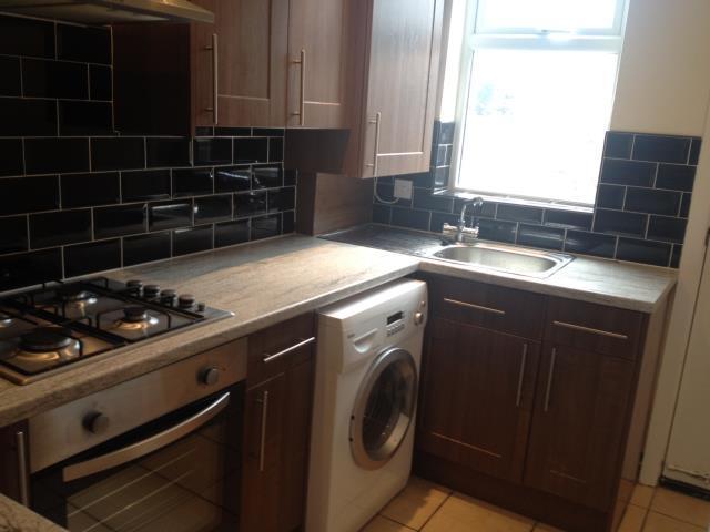  Image of 4 bedroom Terraced house to rent in Cranborne Road Liverpool L15 at Wavertree  Liverpool, L15 2HY