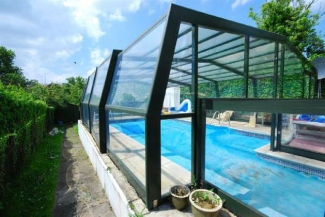  Image of 6 bedroom Detached house for sale in Cranbourne Gardens London NW11 at TEMPLE FORTUNE  London, NW11 0HU