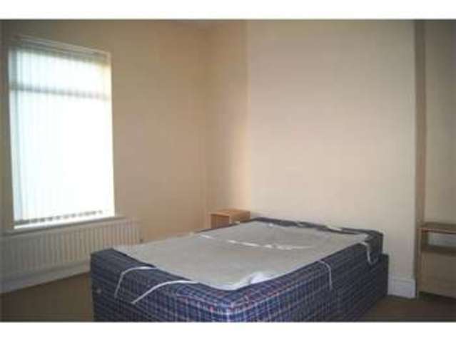  Image of 3 bedroom Terraced house for sale in Cranborne Road Liverpool L15 at Cranbourne Road  Liverpool, L15 2HX