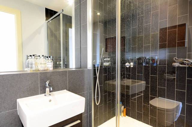  Image of 2 bedroom Flat for sale in Creek Road London SE8 at Creek Road  Greenwich, SE8 3FD