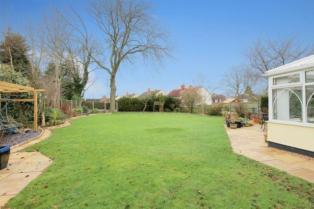  Image of 4 bedroom Detached house for sale in Crewe Road Nantwich CW5 at Crewe Road  Nantwich, CW5 6JN