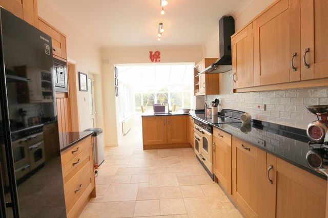  Image of 4 bedroom Detached house for sale in Crewe Road Nantwich CW5 at Crewe Road  Nantwich, CW5 6JN