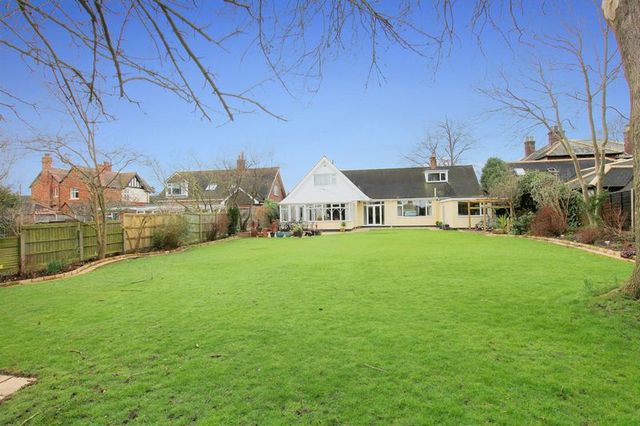  Image of 4 bedroom Detached house for sale in Crewe Road Nantwich CW5 at Crewe Road  Nantwich, CW5 6JN