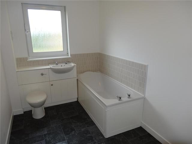  Image of 2 bedroom Flat to rent in Croft Gardens Cambuslang Glasgow G72 at Cambuslang Glasgow Glasgow, G72 8HQ