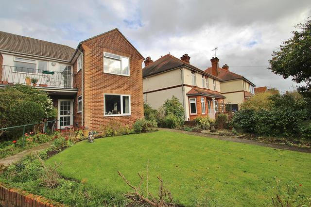  Image of 2 bedroom Maisonette for sale in High Street Horsell Woking GU21 at High Street Horsell Horsell, GU21 4UB