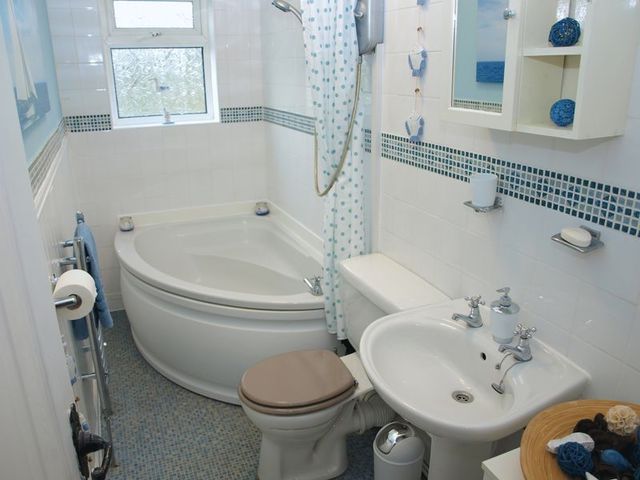  Image of 2 bedroom Terraced house for sale in Cronkeyshaw Road Rochdale OL12 at Cronkeyshaw Road Syke Rochdale, OL12 0RF