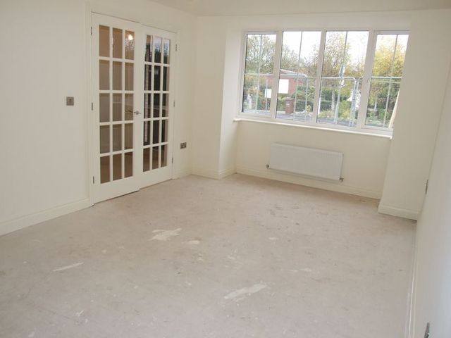  Image of 4 bedroom Detached house for sale in Cropston Avenue Loughborough LE11 at Cropston Avenue  Loughborough, LE11 4PR