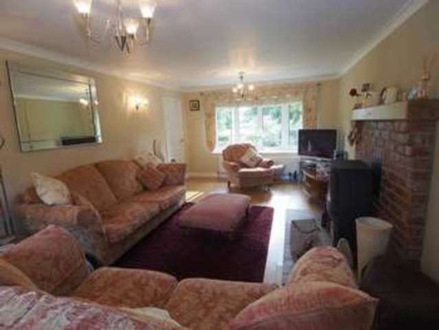  Image of 4 bedroom Detached house for sale in Crossings Road Chapel-En-Le-Frith High Peak SK23 at Chapel-en-le-Frith  High Peak, SK23 9RY