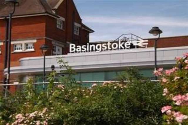  Image of 2 bedroom Flat to rent in Alencon Link Basingstoke RG21 at Basingstoke, RG21 7TY