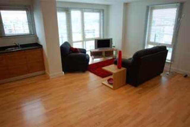  Image of 2 bedroom Flat to rent in The Boulevard Hunslet Leeds LS10 at Leeds, LS10 1LQ
