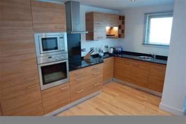  Image of 2 bedroom Flat to rent in The Boulevard Hunslet Leeds LS10 at Leeds, LS10 1LQ