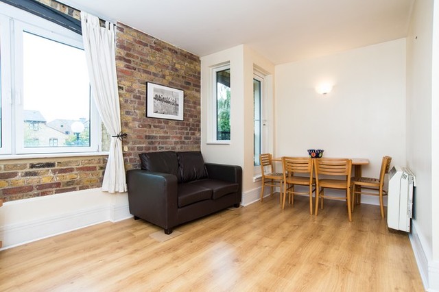  Image of 1 bedroom Flat for sale in Storers Quay London E14 at Storers Quay  London, E14 3BF
