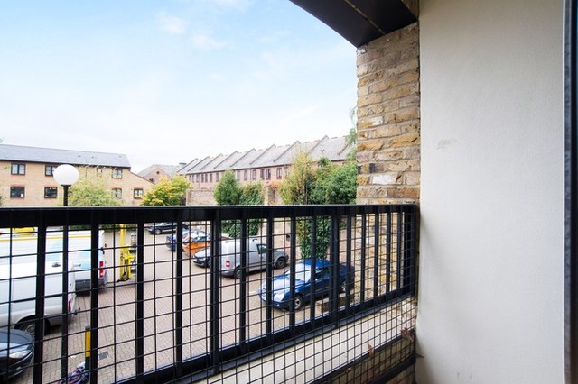  Image of 1 bedroom Flat for sale in Storers Quay London E14 at Storers Quay  London, E14 3BF