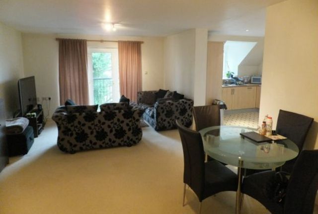  Image of 2 bedroom Flat for sale in Culverden Park Tunbridge Wells TN4 at Tunbridge Wells, TN4 9QZ