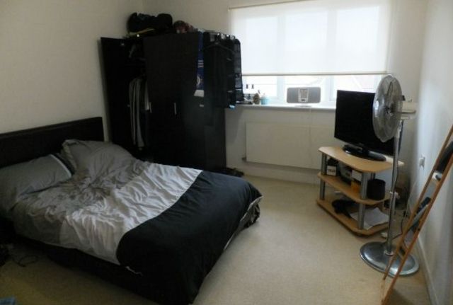  Image of 2 bedroom Flat for sale in Culverden Park Tunbridge Wells TN4 at Tunbridge Wells, TN4 9QZ