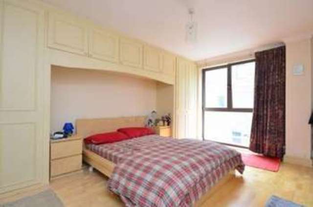  Image of 2 bedroom Flat for sale in Cumberland Mills Square London E14 at Saundersness Road  Docklands, E14 3BH