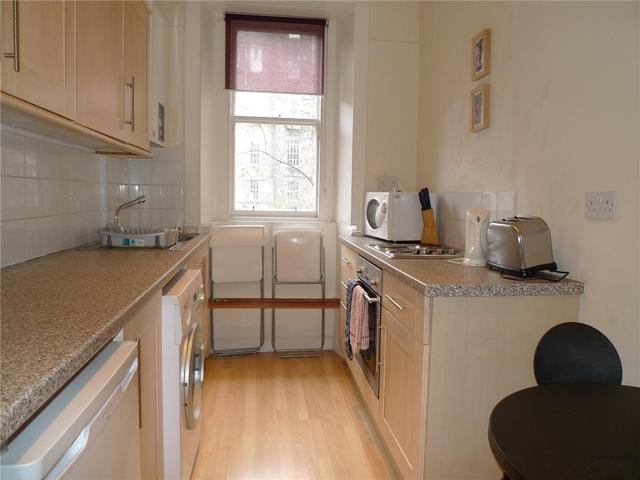  Image of 1 bedroom Flat to rent in Cumberland Street Edinburgh EH3 at New Town Edinburgh Edinburgh, EH3 6RD
