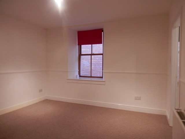  Image of 1 bedroom Flat to rent in Cutlog Vennel Perth PH1 at Perth Perthshire Perthshire, PH1 5HY