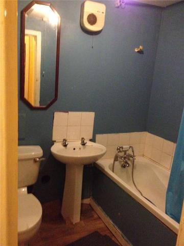  Image of 1 bedroom Flat to rent in Daisy Street Glasgow G42 at Govanhill Glasgow Glasgow, G42 8JT