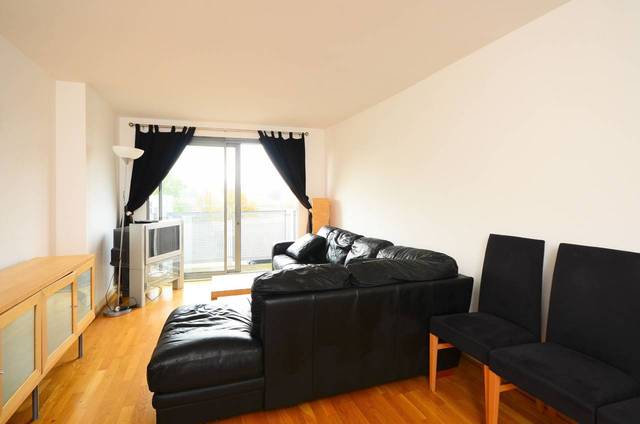  Image of 1 bedroom Flat for sale in Deals Gateway London SE13 at Dakota Building, Deals Gateway  Lewisham, SE13 7QE
