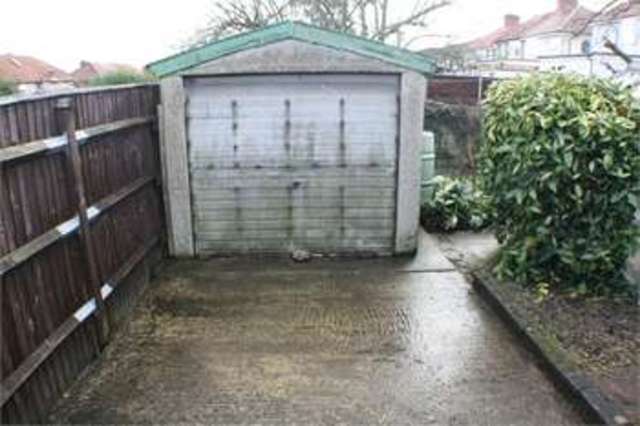  Image of 3 bedroom End of Terrace for sale in Dale Avenue Edgware HA8 at Edgware Edgware, HA8 6AB