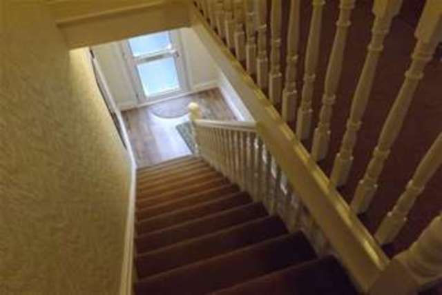  Image of 3 bedroom Detached house to rent in Dale Gardens Plymouth PL4 at Plymouth, PL4 6PY