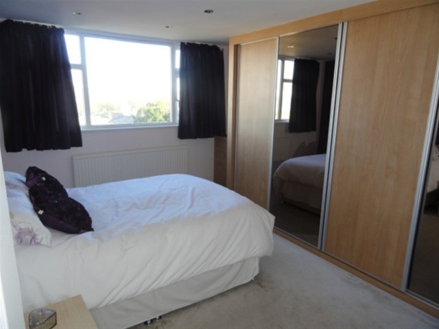  Image of 3 bedroom Semi-Detached house for sale in Dalecroft Rise Allerton Bradford BD15 at Allerton, BD15 9AT