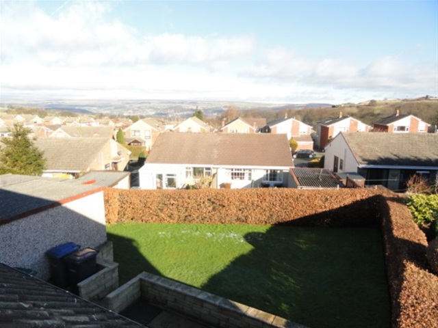  Image of 3 bedroom Semi-Detached house for sale in Dalecroft Rise Allerton Bradford BD15 at Allerton, BD15 9AT