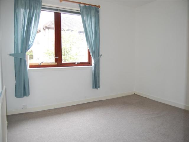  Image of 2 bedroom Flat to rent in Dalriada Crescent Motherwell ML1 at Motherwell North Lanarkshire North Lanarkshire, ML1 3XY