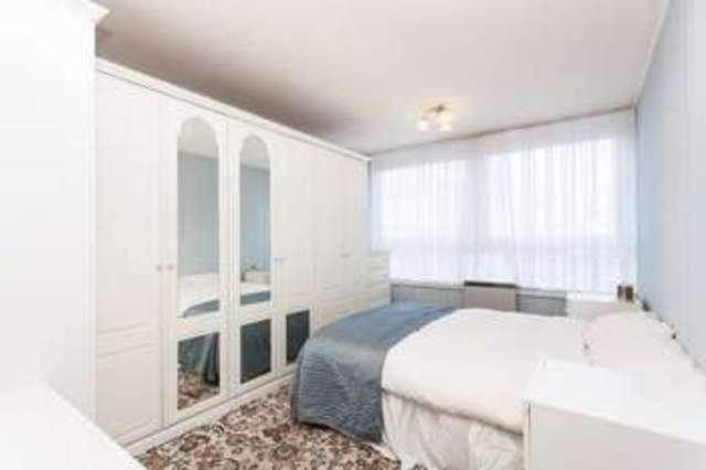  Image of 2 bedroom Flat for sale in Camdenhurst Street London E14 at Camdenhurst Street  London, E14 7NU