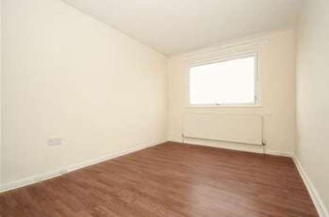  Image of 2 bedroom Flat to rent in Daubeney Road London E5 at Daubeney Road  London, E5 0EW