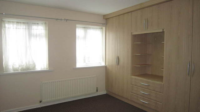  Image of 6 bedroom End of Terrace for sale in Dawley Avenue Uxbridge UB8 at Middlesex  Uxbridge, UB8 3BX