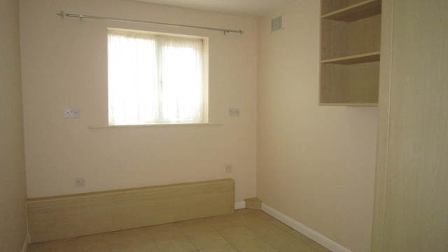  Image of 6 bedroom End of Terrace for sale in Dawley Avenue Uxbridge UB8 at Middlesex  Uxbridge, UB8 3BX