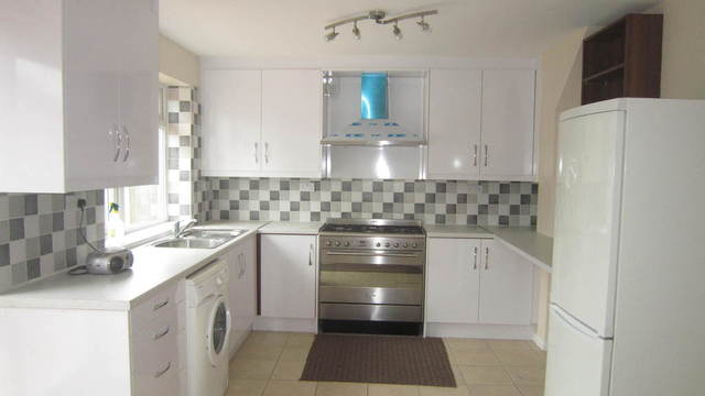  Image of 6 bedroom End of Terrace for sale in Dawley Avenue Uxbridge UB8 at Middlesex  Uxbridge, UB8 3BX