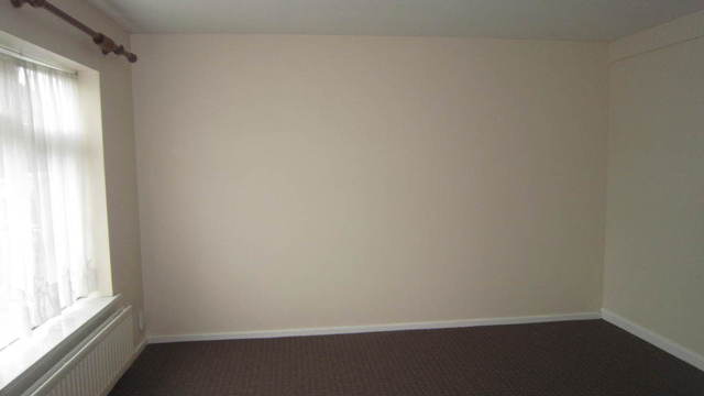  Image of 6 bedroom End of Terrace for sale in Dawley Avenue Uxbridge UB8 at Middlesex  Uxbridge, UB8 3BX