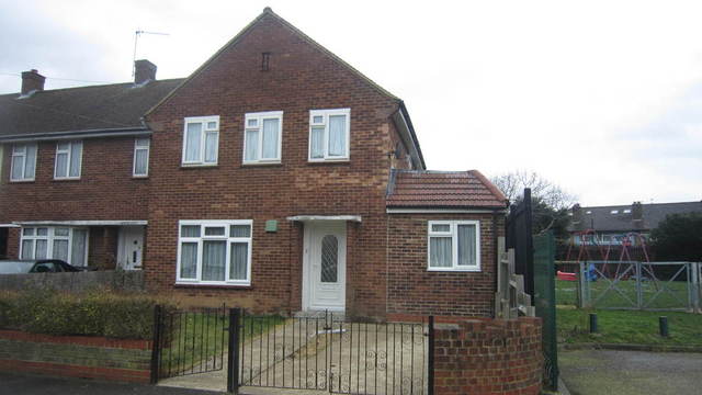  Image of 6 bedroom End of Terrace for sale in Dawley Avenue Uxbridge UB8 at Middlesex  Uxbridge, UB8 3BX