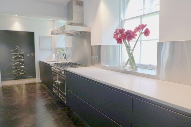  Image of 3 bedroom Detached house to rent in Dean Park Mews Edinburgh EH4 at Stockbridge Edinburgh Edinburgh, EH4 1EE