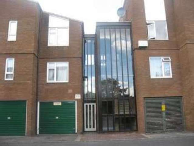  Image of 2 bedroom Flat to rent in Bournbrook Gardens Telford TF3 at Delbury Court Hollinswood Telford, TF3 2BR