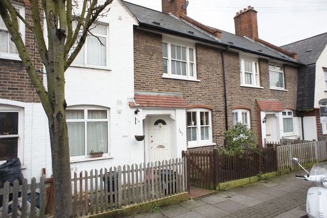  Image of 2 bedroom Terraced house to rent in Derinton Road London SW17 at Derinton Road  Tooting, SW17 8HU