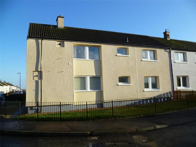  Image of 2 bedroom Flat to rent in Derran Drive Cardenden Lochgelly KY5 at Cardenden Fife Fife, KY5 0JH