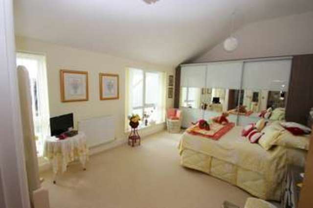  Image of 5 bedroom Detached house for sale in Looseleigh Park Plymouth PL6 at Derriford Plymouth Devon, PL6 5JL