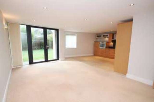  Image of 3 bedroom Flat for sale in Tavistock Road Crownhill Plymouth PL6 at Derriford Plymouth Devon, PL6 8AB