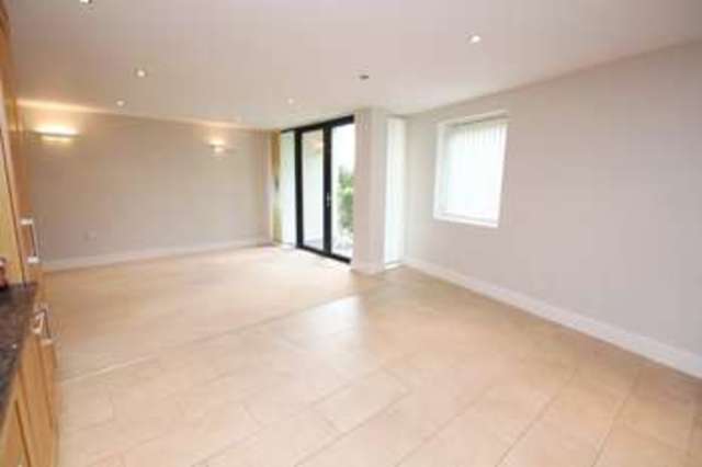  Image of 3 bedroom Flat for sale in Tavistock Road Crownhill Plymouth PL6 at Derriford Plymouth Devon, PL6 8AB