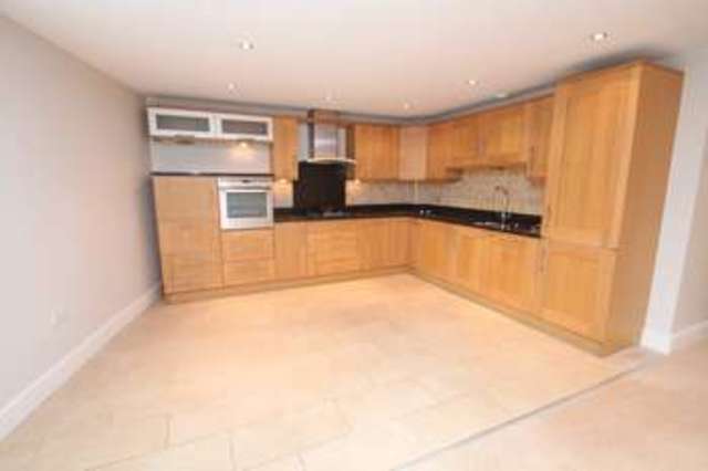  Image of 3 bedroom Flat for sale in Tavistock Road Crownhill Plymouth PL6 at Derriford Plymouth Devon, PL6 8AB