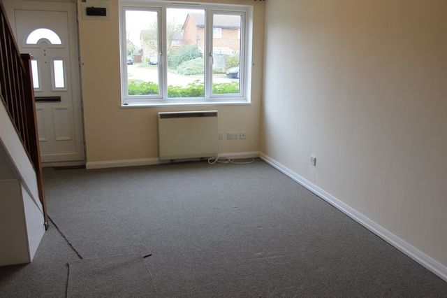  Image of 2 bedroom Terraced house to rent in Derwent Road Egham TW20 at Derwent Road  Egham, TW20 8JP