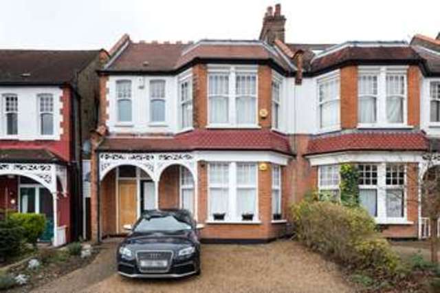  Image of 3 bedroom Property for sale in Derwent Road London N13 at Derwent Road London London, N13 4PY
