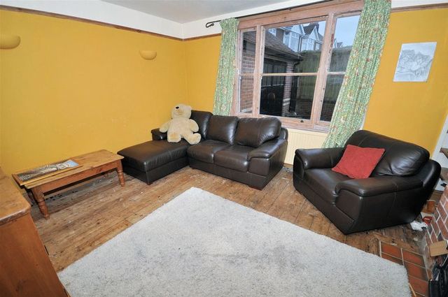  Image of 4 bedroom Semi-Detached house for sale in Deverill Road Warminster BA12 at Deverill Road  Warminster, BA12 9QL