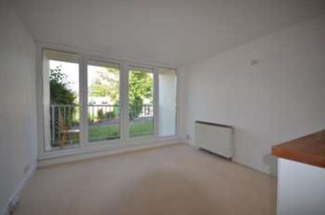  Image of 2 bedroom Flat for sale in Devon View Warren Road Dawlish Warren Dawlish EX7 at Devon View  Dawlish, EX7 0PP