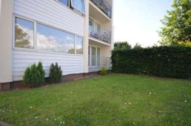  Image of 2 bedroom Flat for sale in Devon View Warren Road Dawlish Warren Dawlish EX7 at Devon View  Dawlish, EX7 0PP